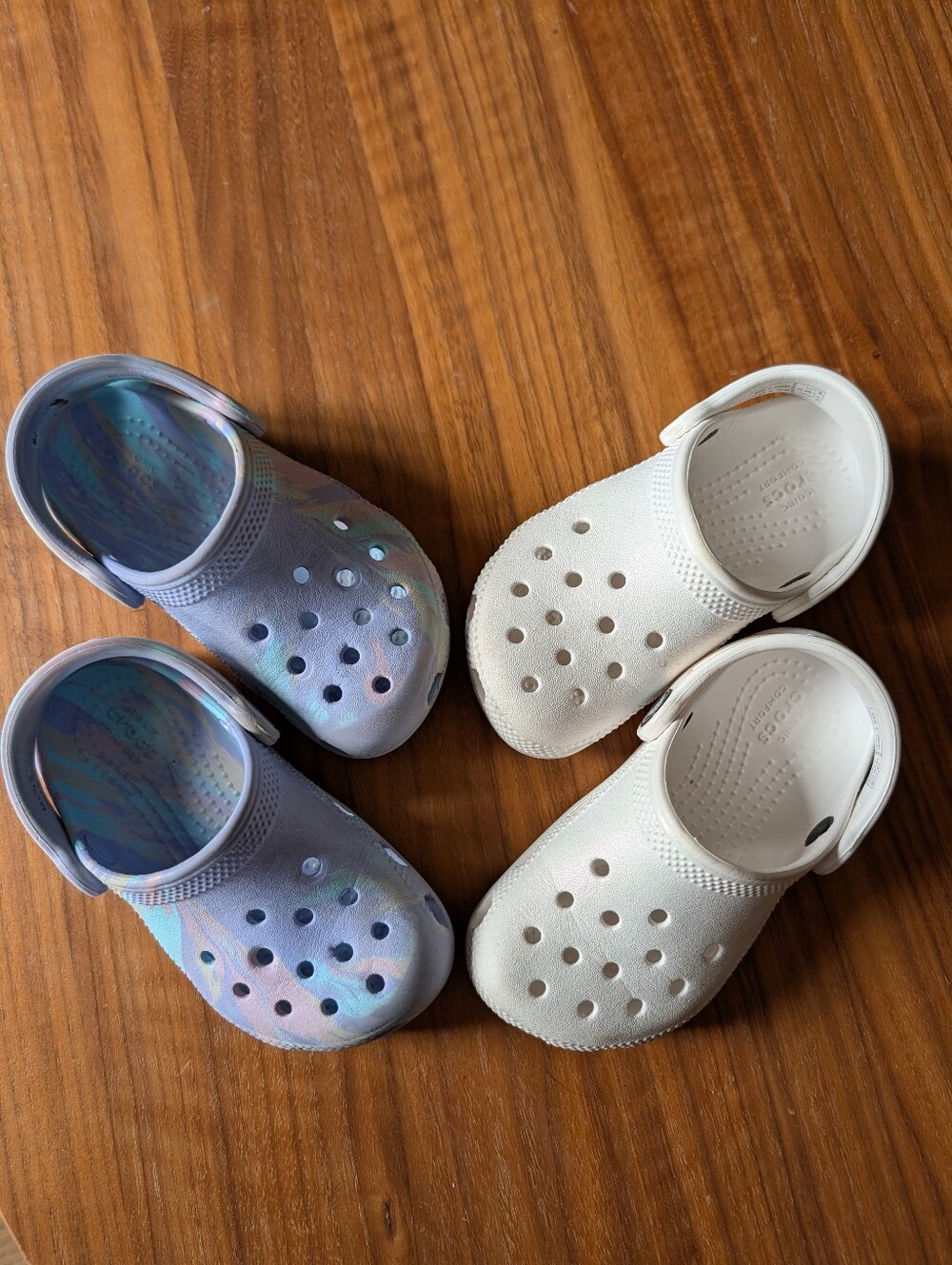 2 PAIRS Crocs Classic Clog White & Marbled Purple Size 8